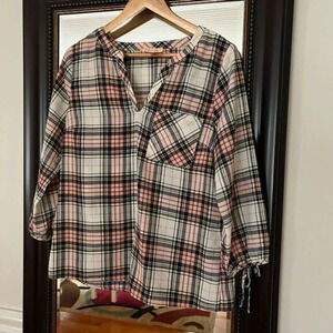 Skies are Blue Plaid Shirt Small